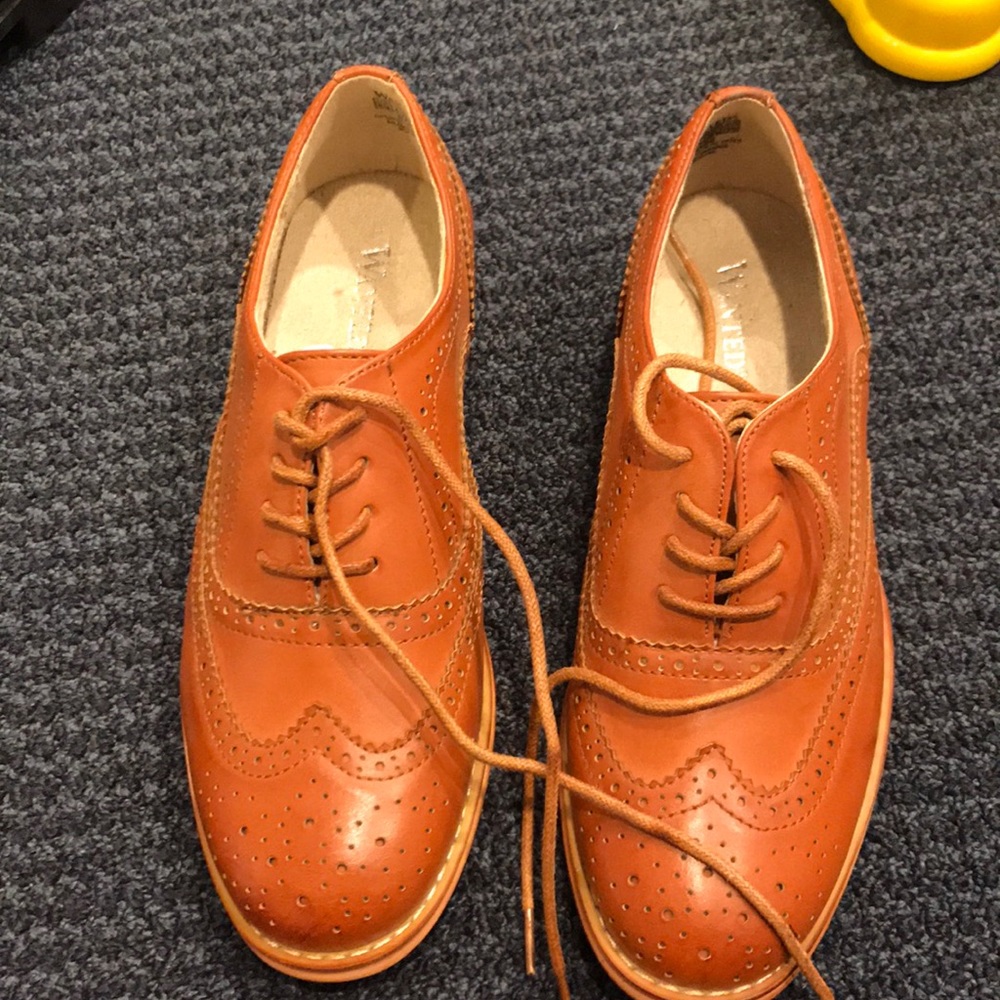 Wanted Oxford shoes